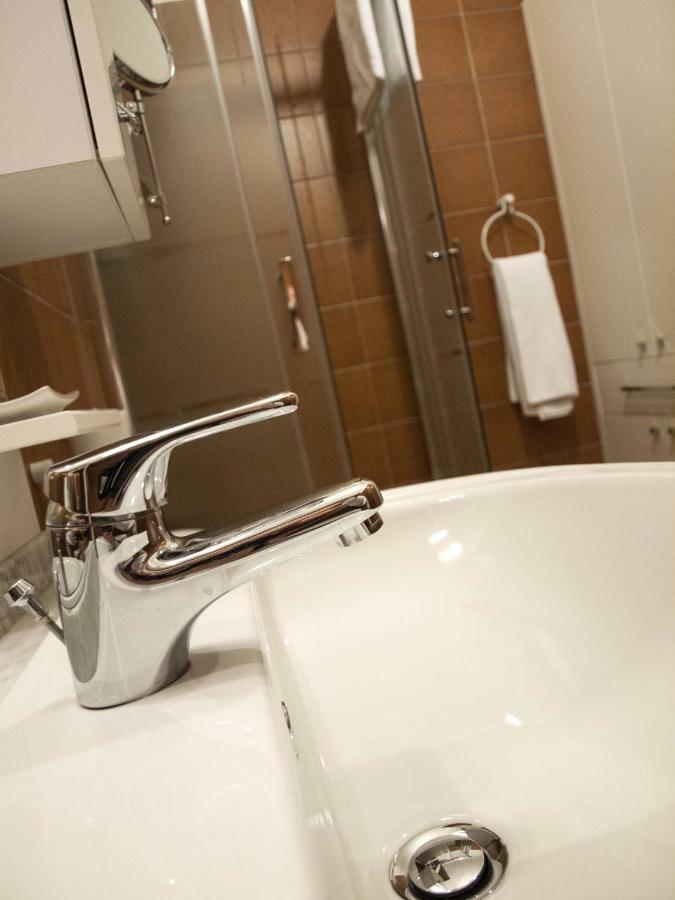 Casa Marina - Appartamento Nel Residence Di Nesso Dış mekan fotoğraf
